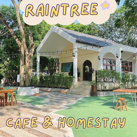 Rain Tree Cafe & Homestay ウタイターニー エクステリア 写真